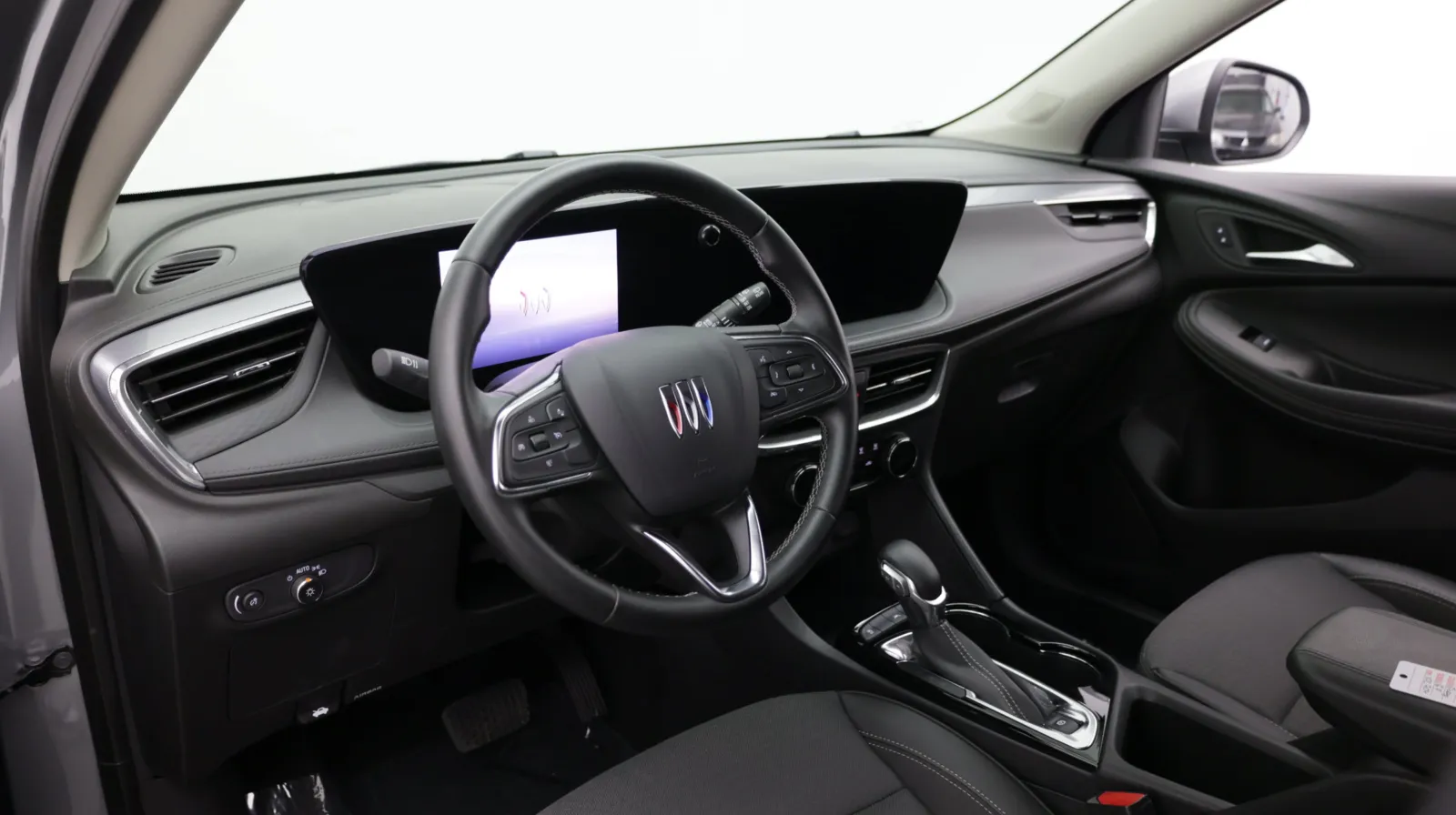 Buick Encore GX photo 10