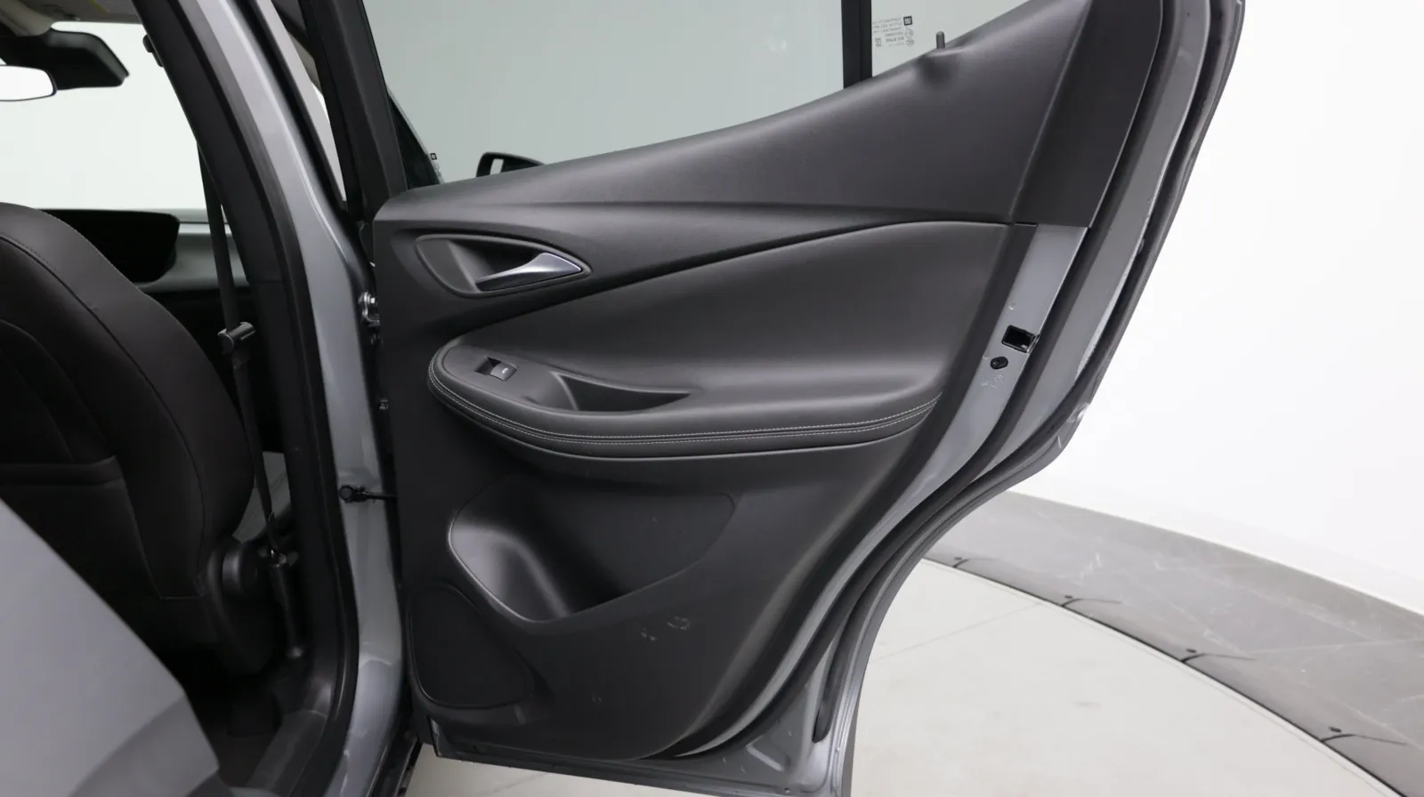 Buick Encore GX photo 30