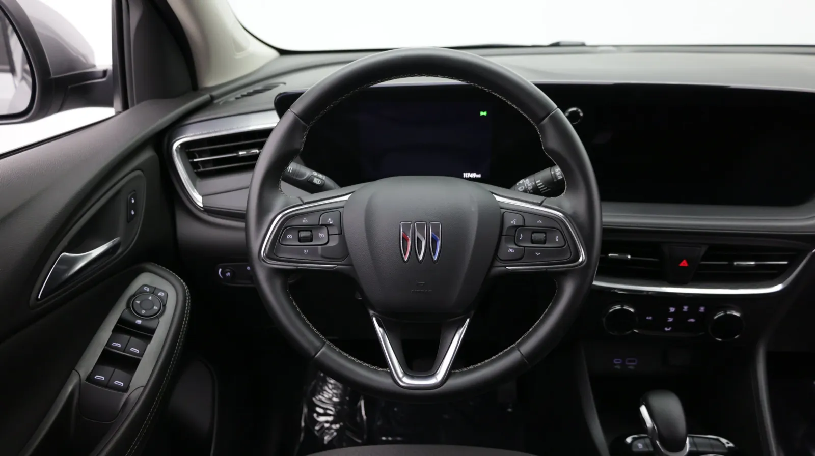 Buick Encore GX photo 25