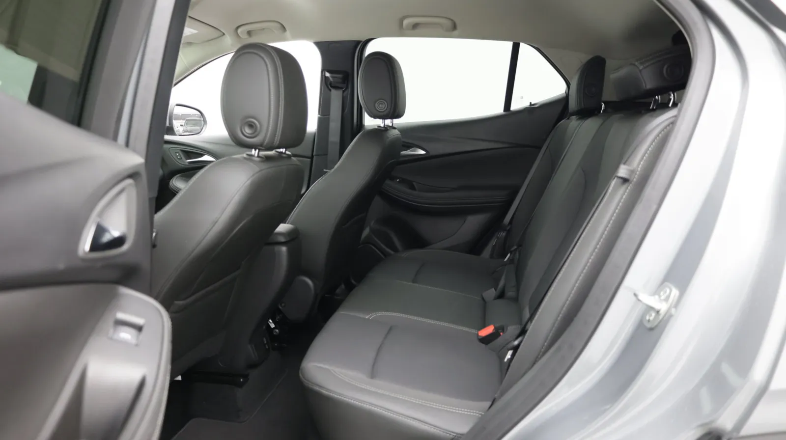 Buick Encore GX photo 23