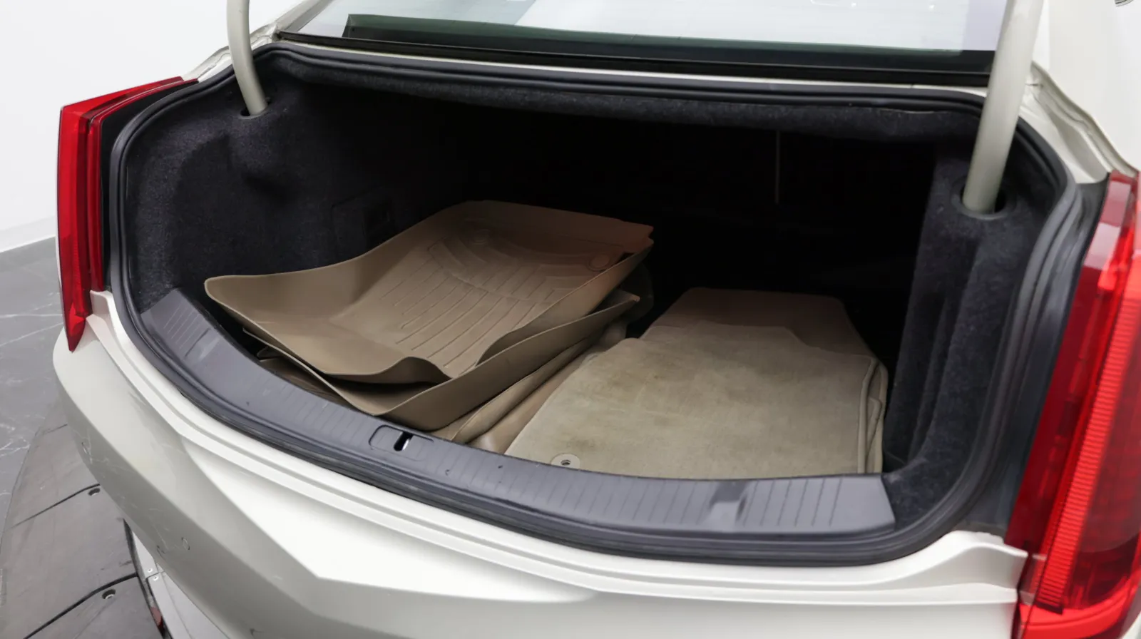 Cadillac XTS photo 30
