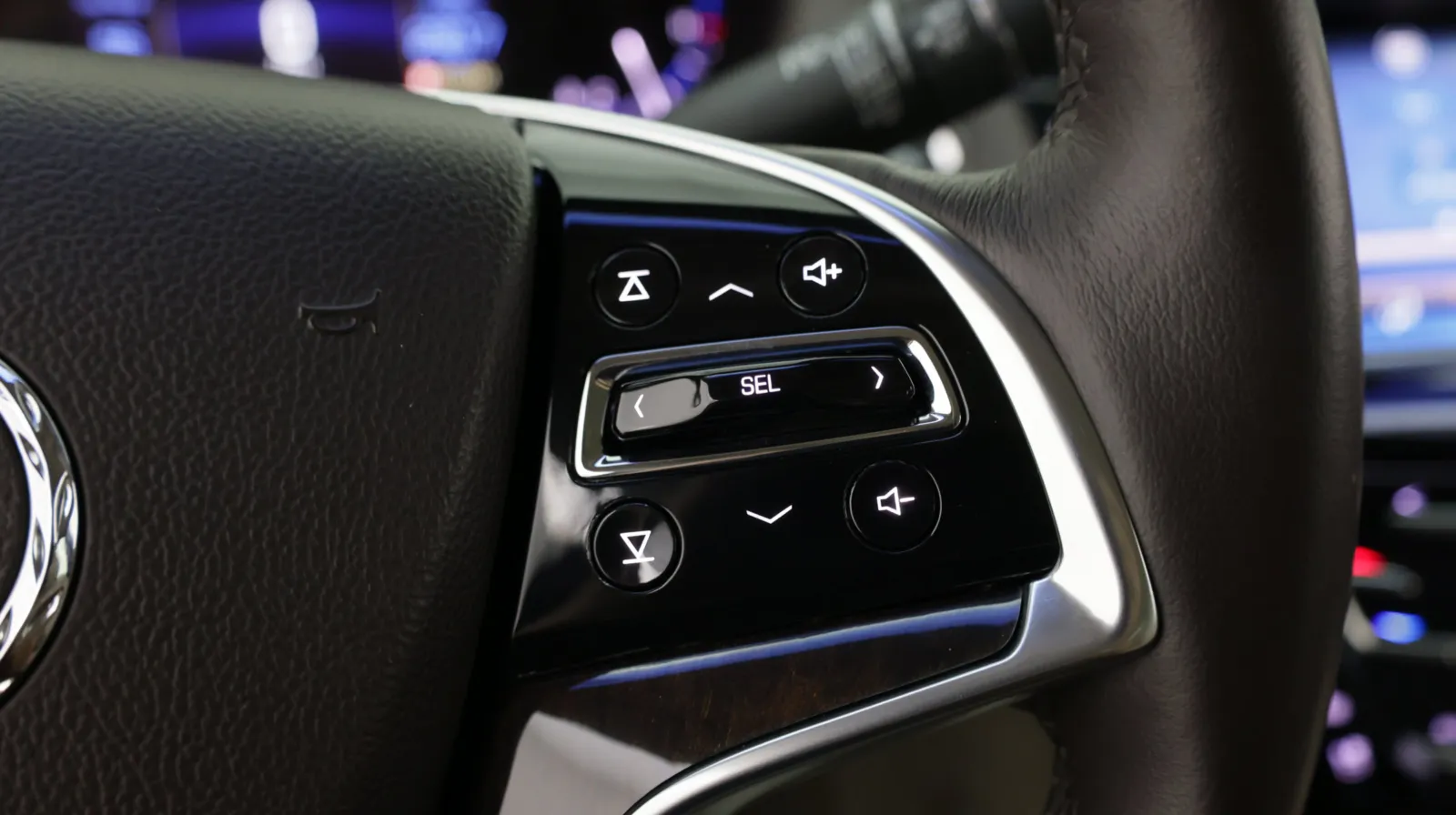 Cadillac XTS photo 23