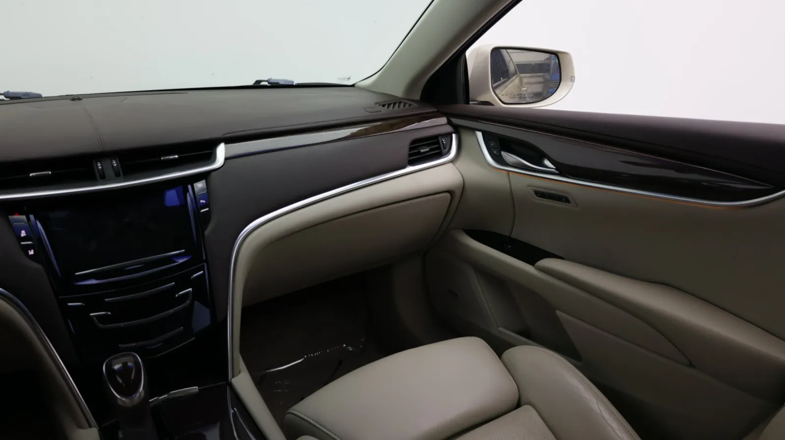 Cadillac XTS photo 29