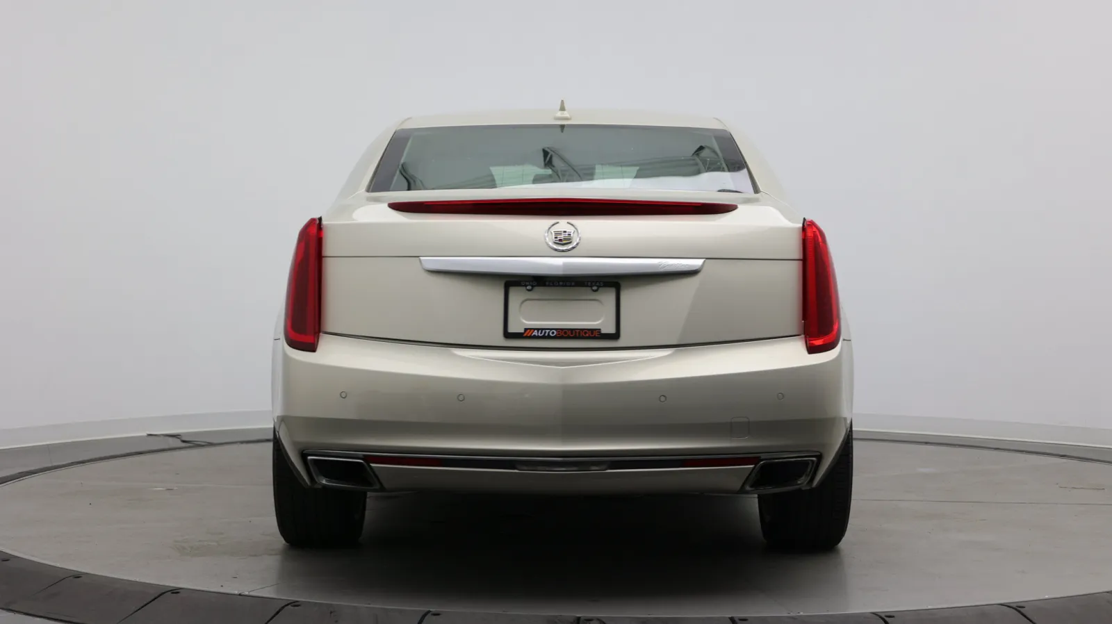Cadillac XTS photo 6