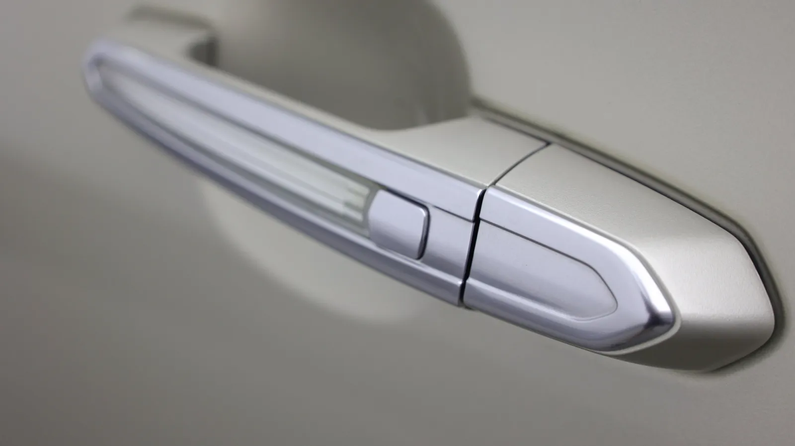Cadillac XTS photo 10