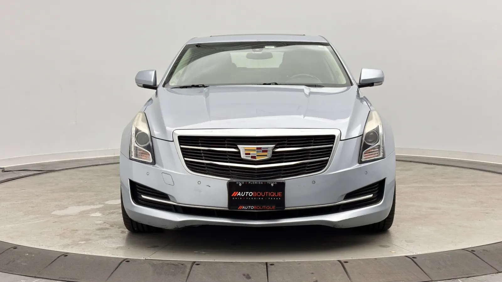 Cadillac ATS photo 2