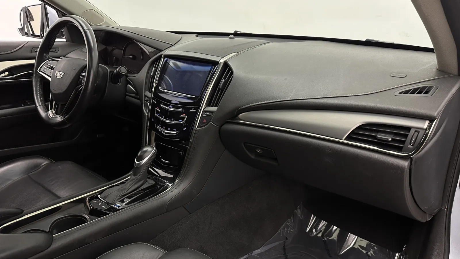 Cadillac ATS photo 31