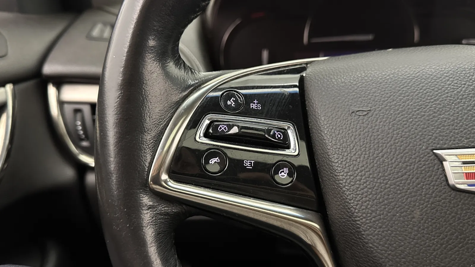 Cadillac ATS photo 19