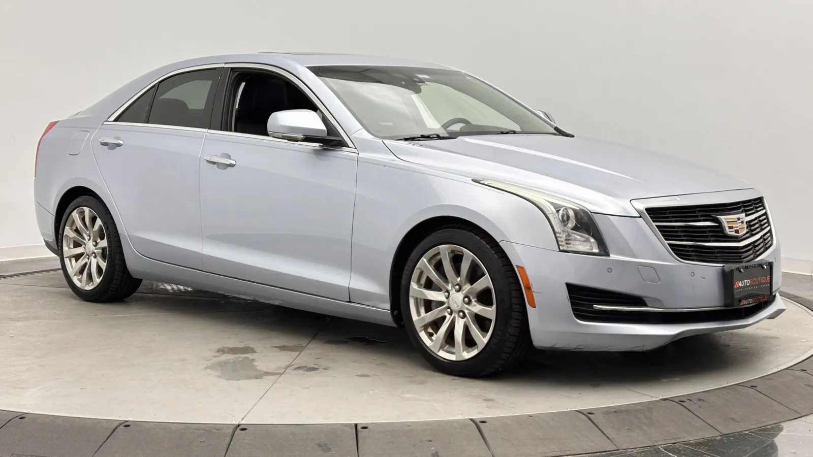 Cadillac ATS photo 3