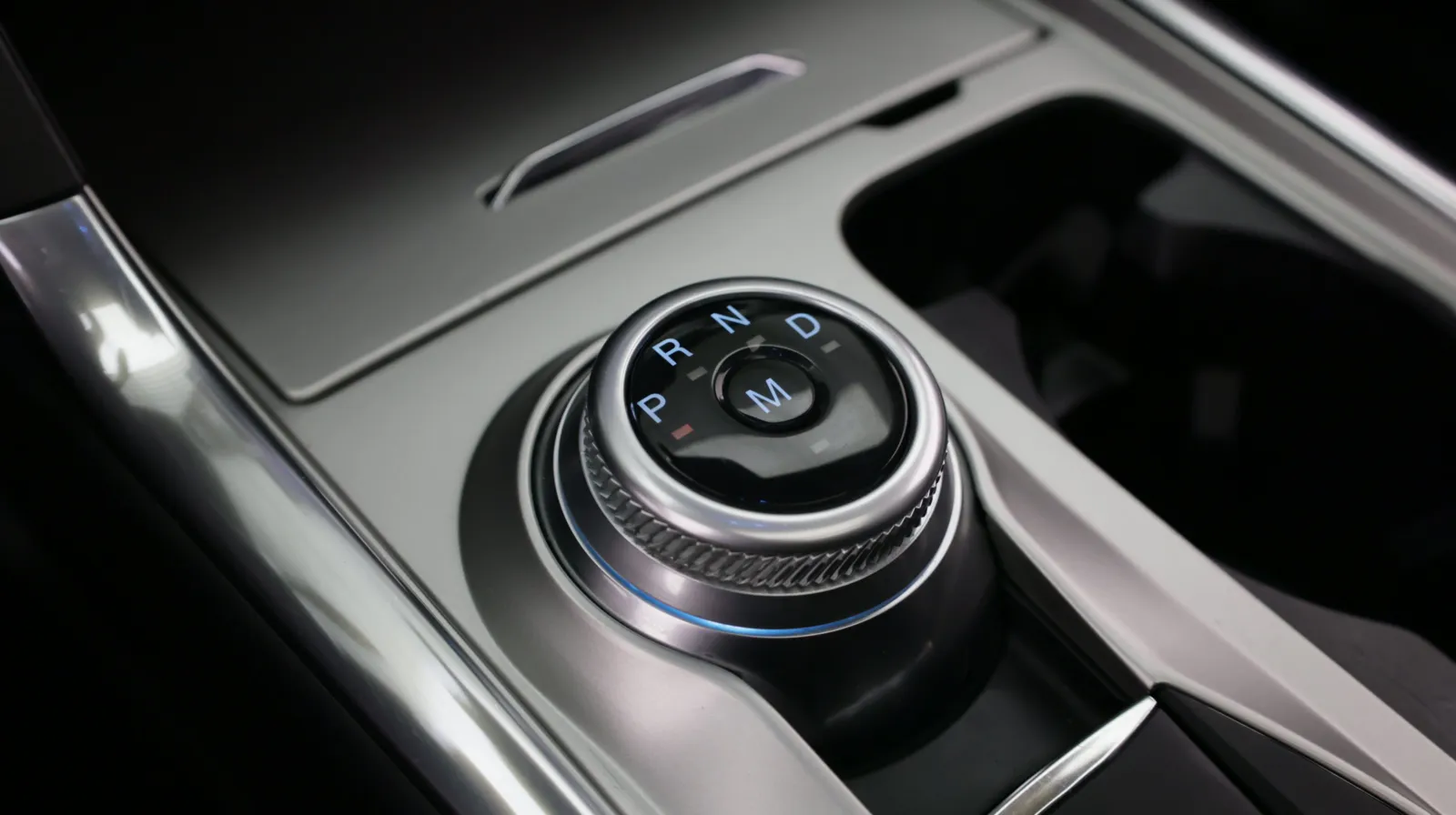 Ford Explorer photo 15