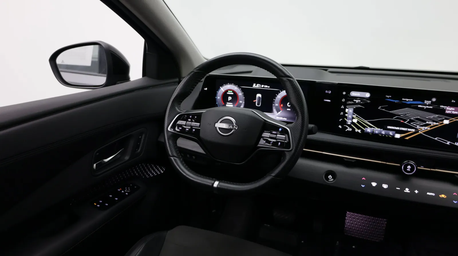 Nissan Ariya photo 29