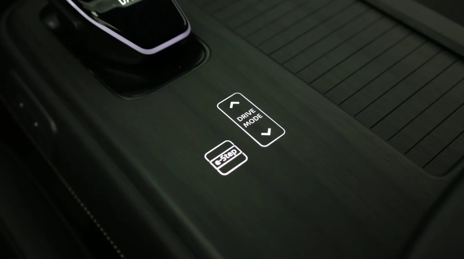 Nissan Ariya photo 20