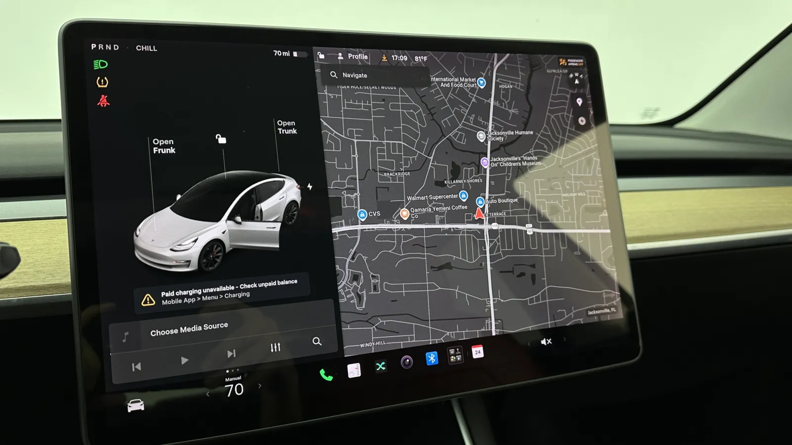 Tesla Model 3 photo 13