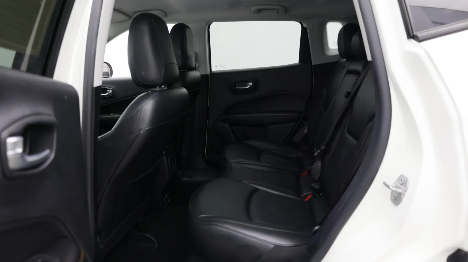 Jeep Compass photo 24