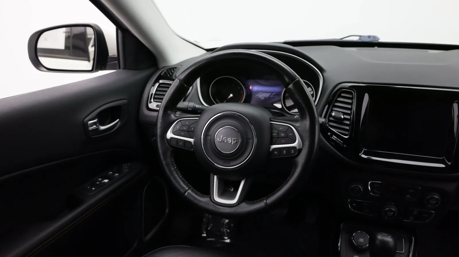 Jeep Compass photo 27