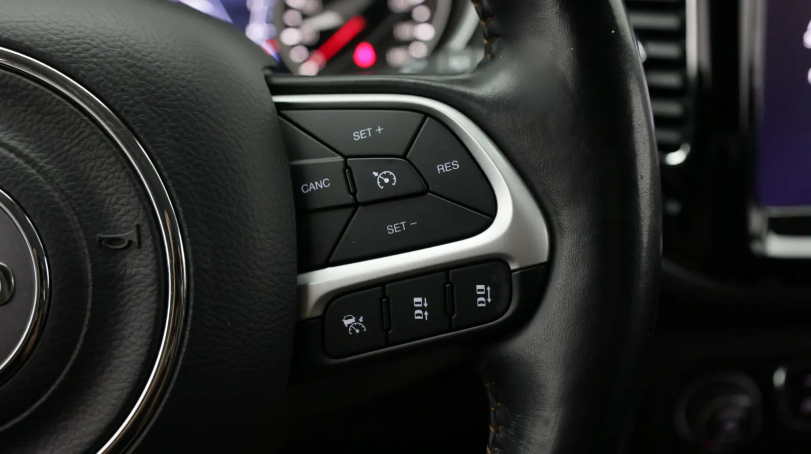 Jeep Compass photo 22