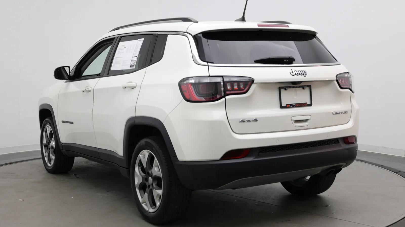 Jeep Compass photo 7