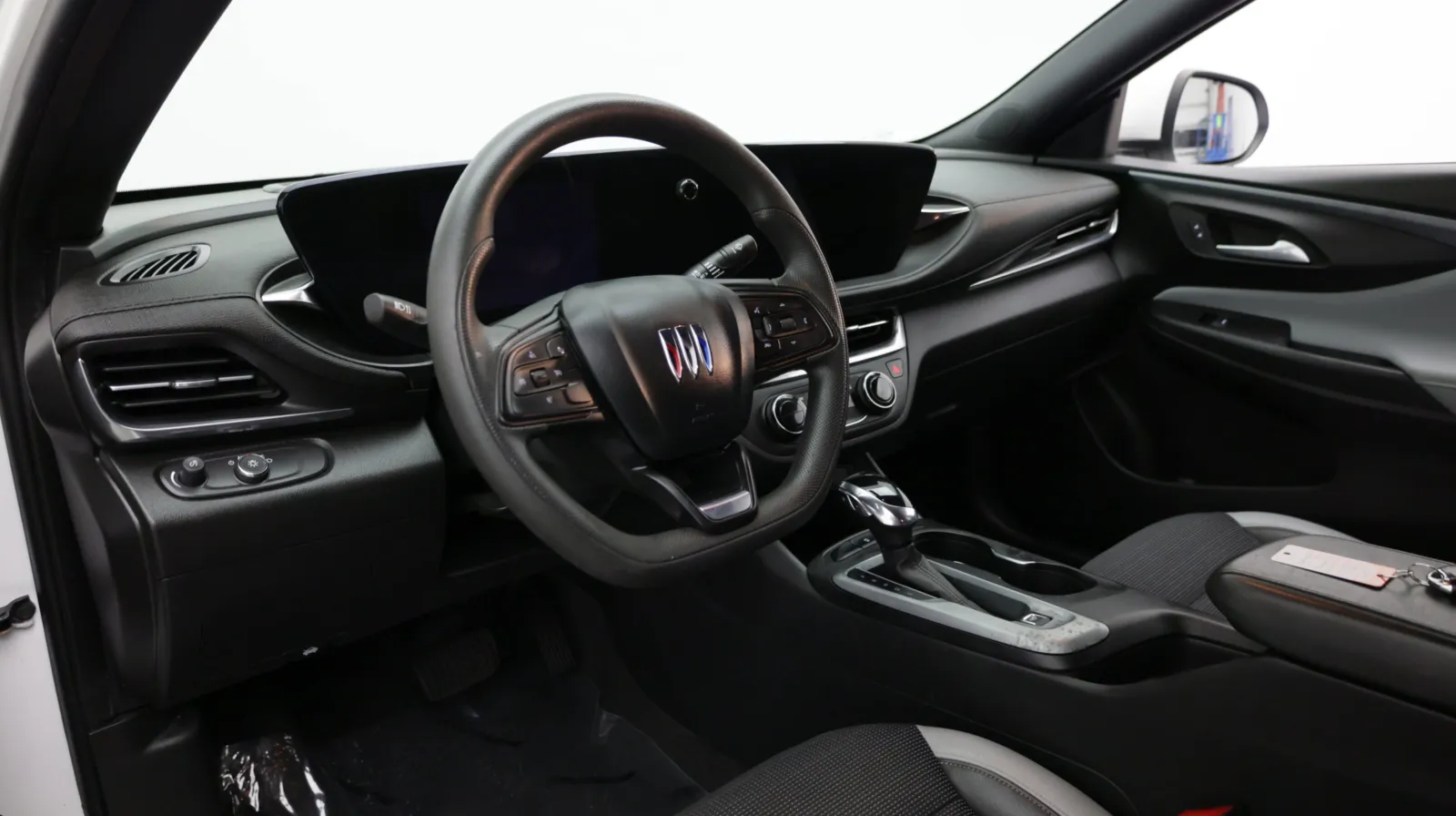 Buick Envista photo 11