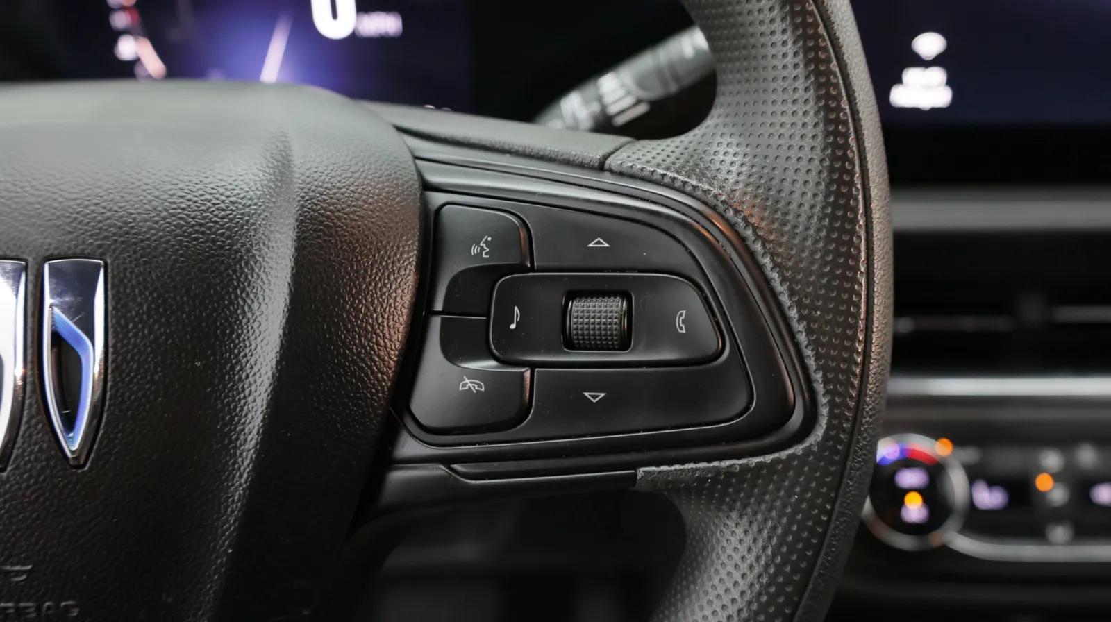 Buick Envista photo 22