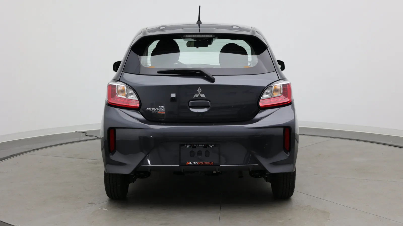 Mitsubishi Mirage photo 6