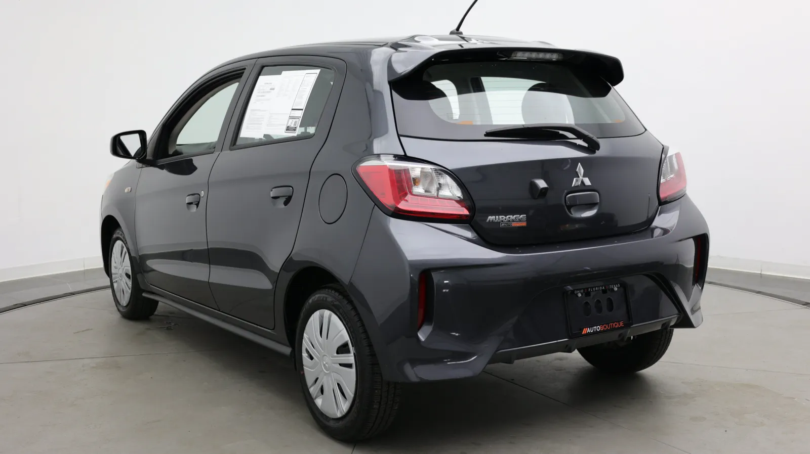 Mitsubishi Mirage photo 4