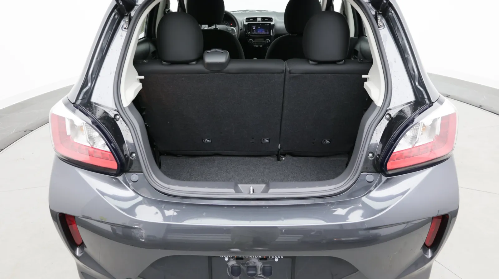 Mitsubishi Mirage photo 26