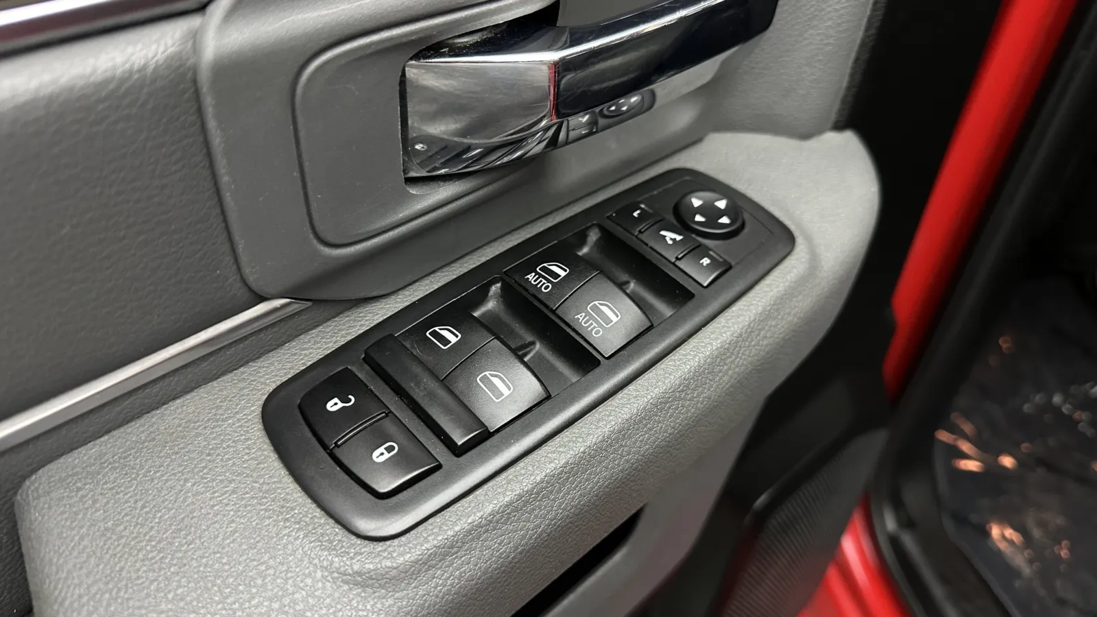 Ram 1500 photo 12