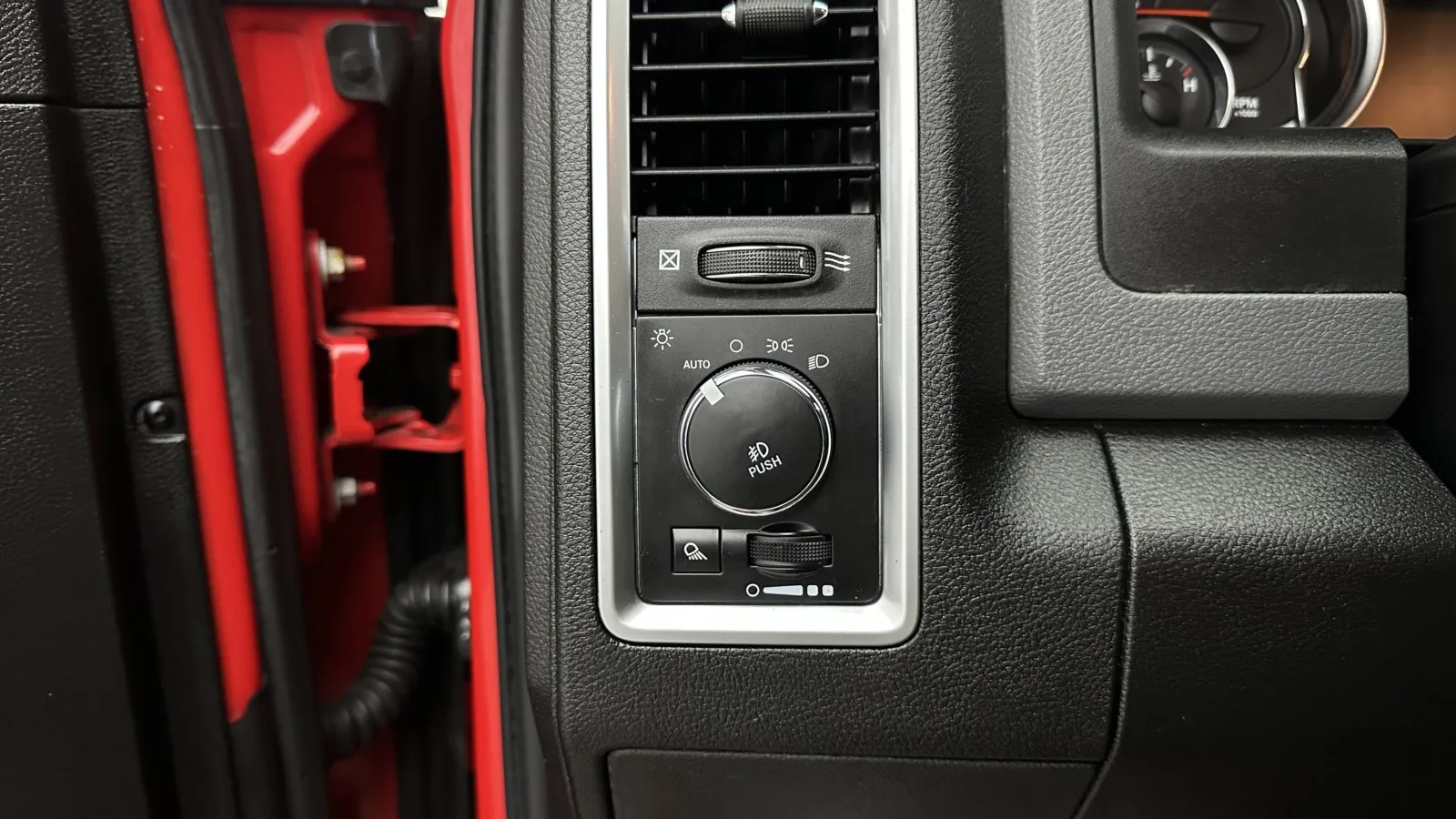 Ram 1500 photo 15