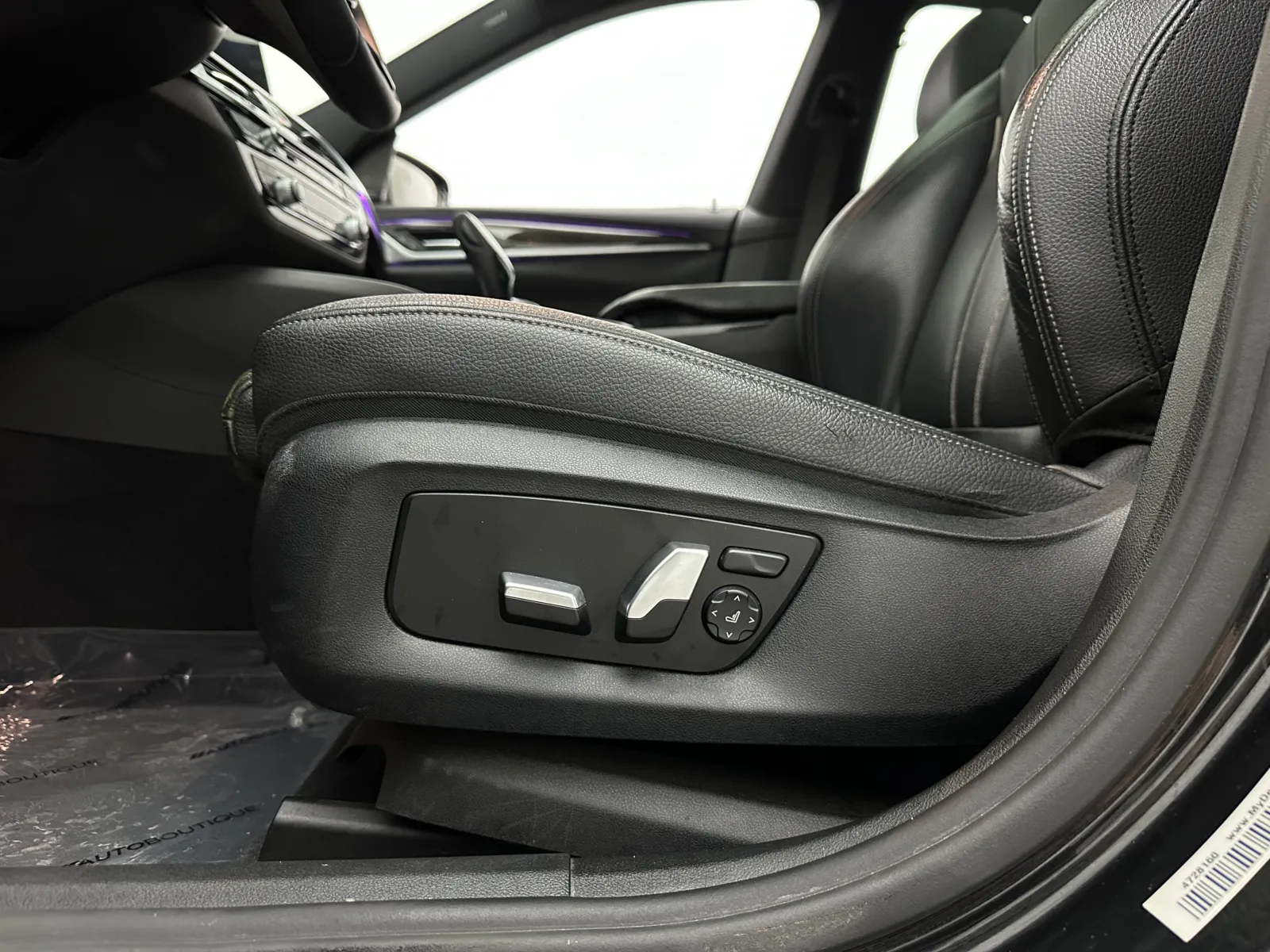 BMW 6 Series photo 16