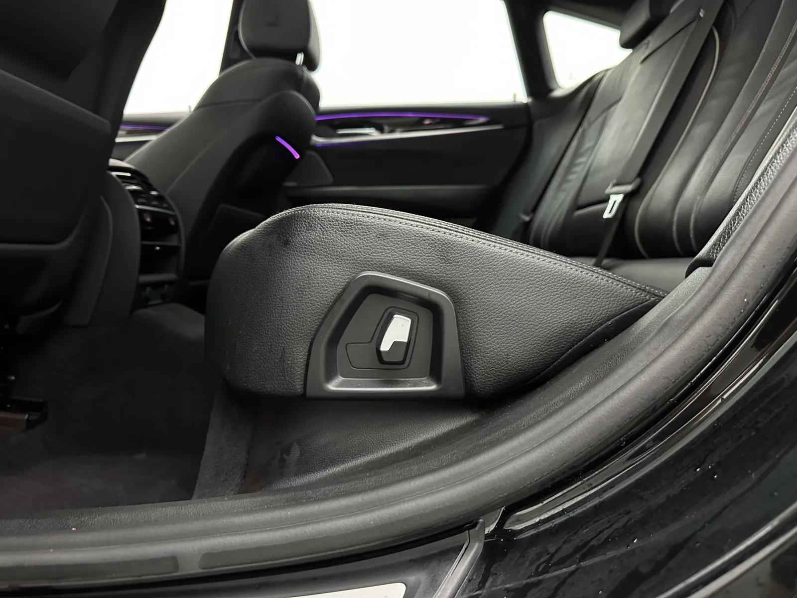 BMW 6 Series photo 30
