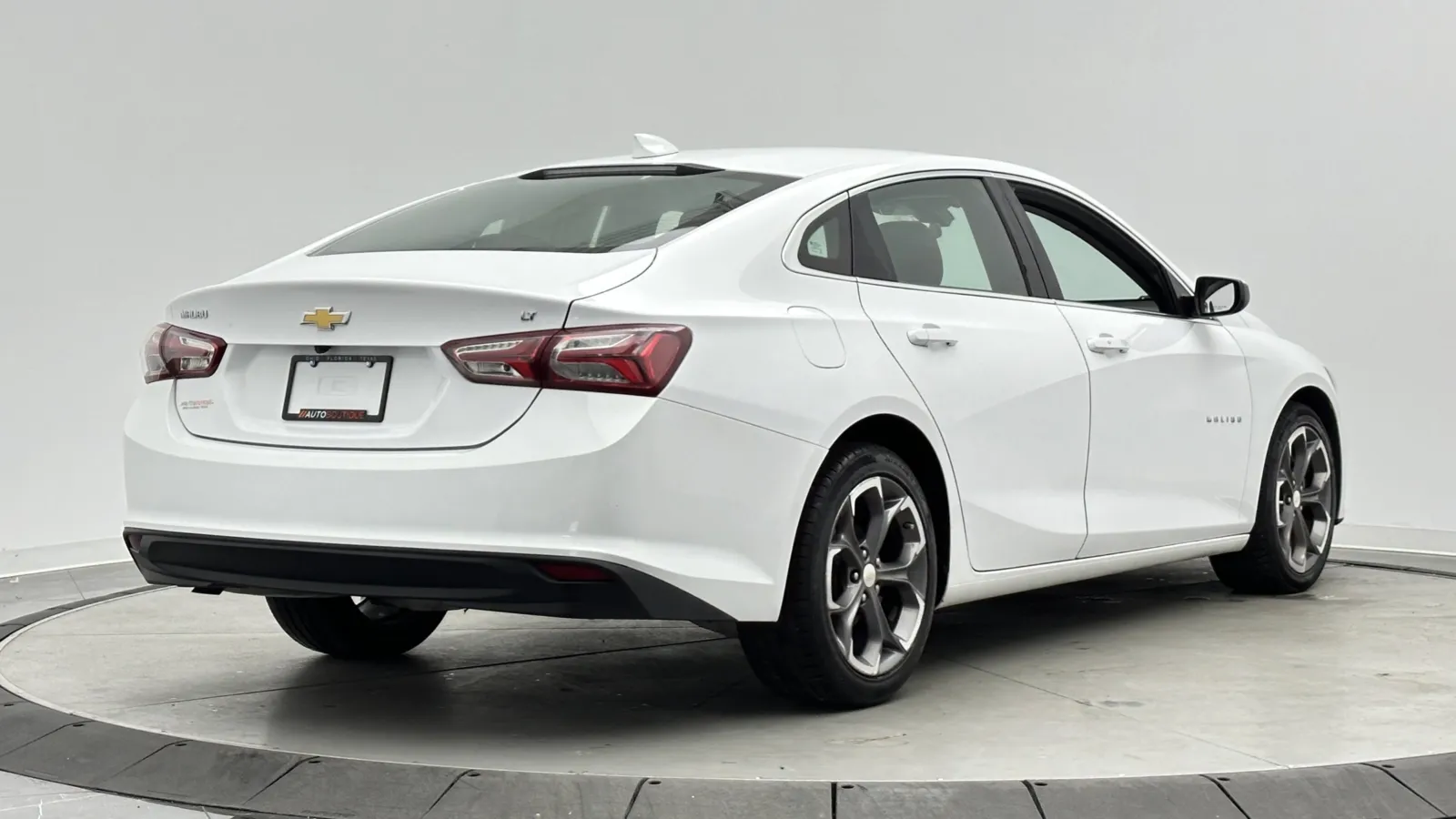Chevrolet Malibu photo 7