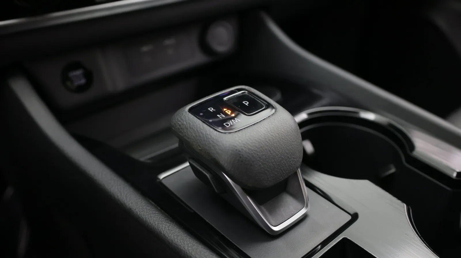 Nissan Rogue photo 18