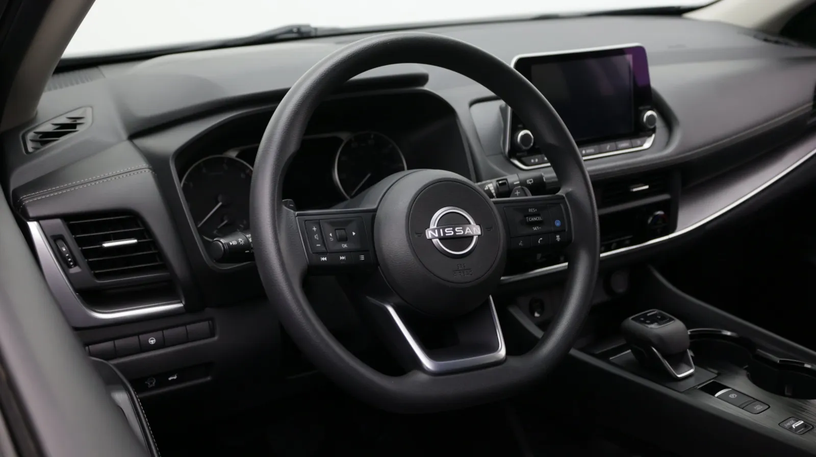 Nissan Rogue photo 9