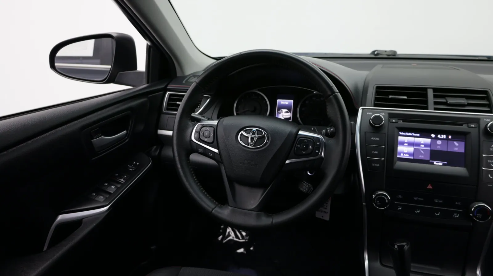 Toyota Camry photo 22