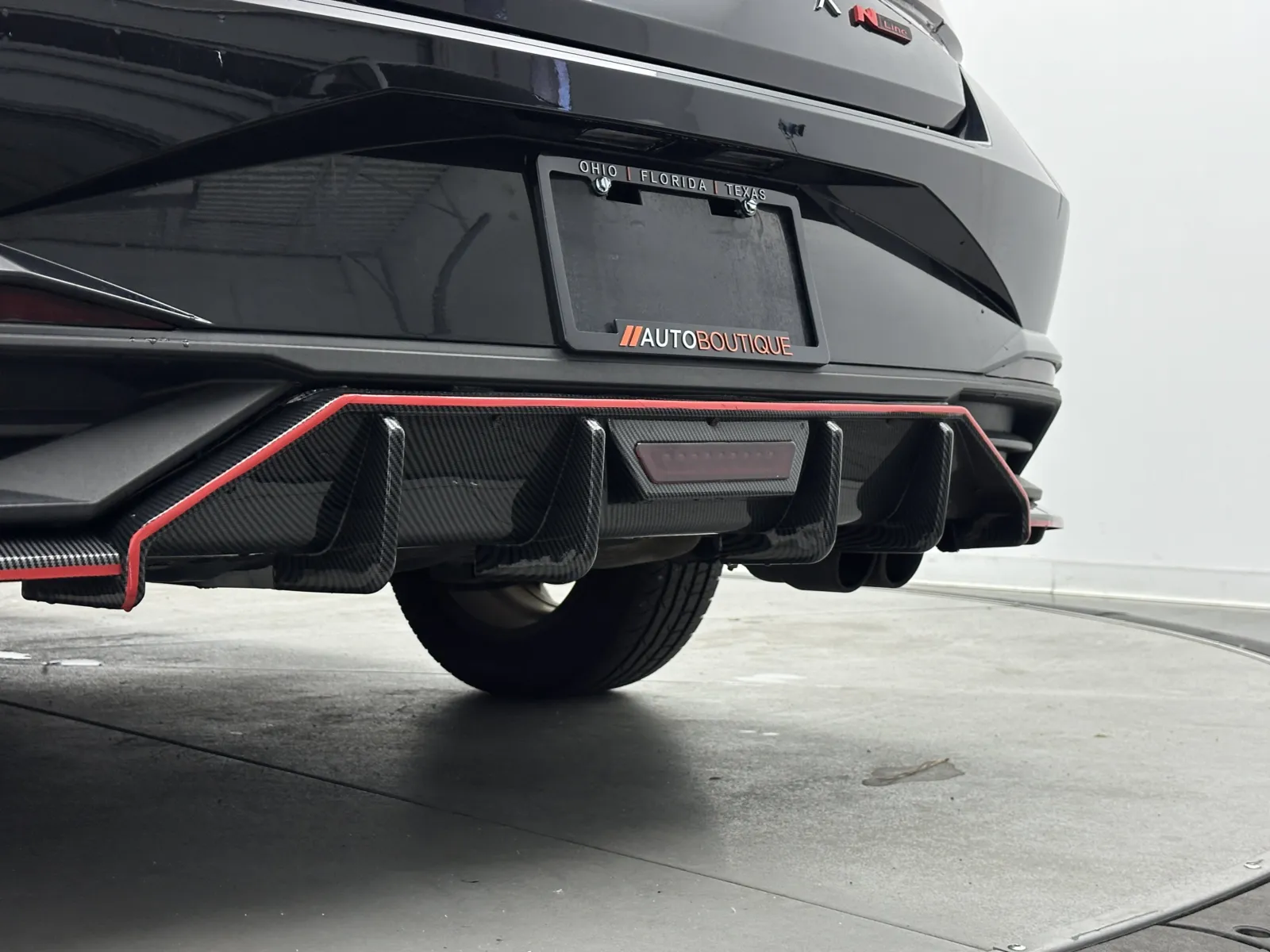 Hyundai Elantra photo 9