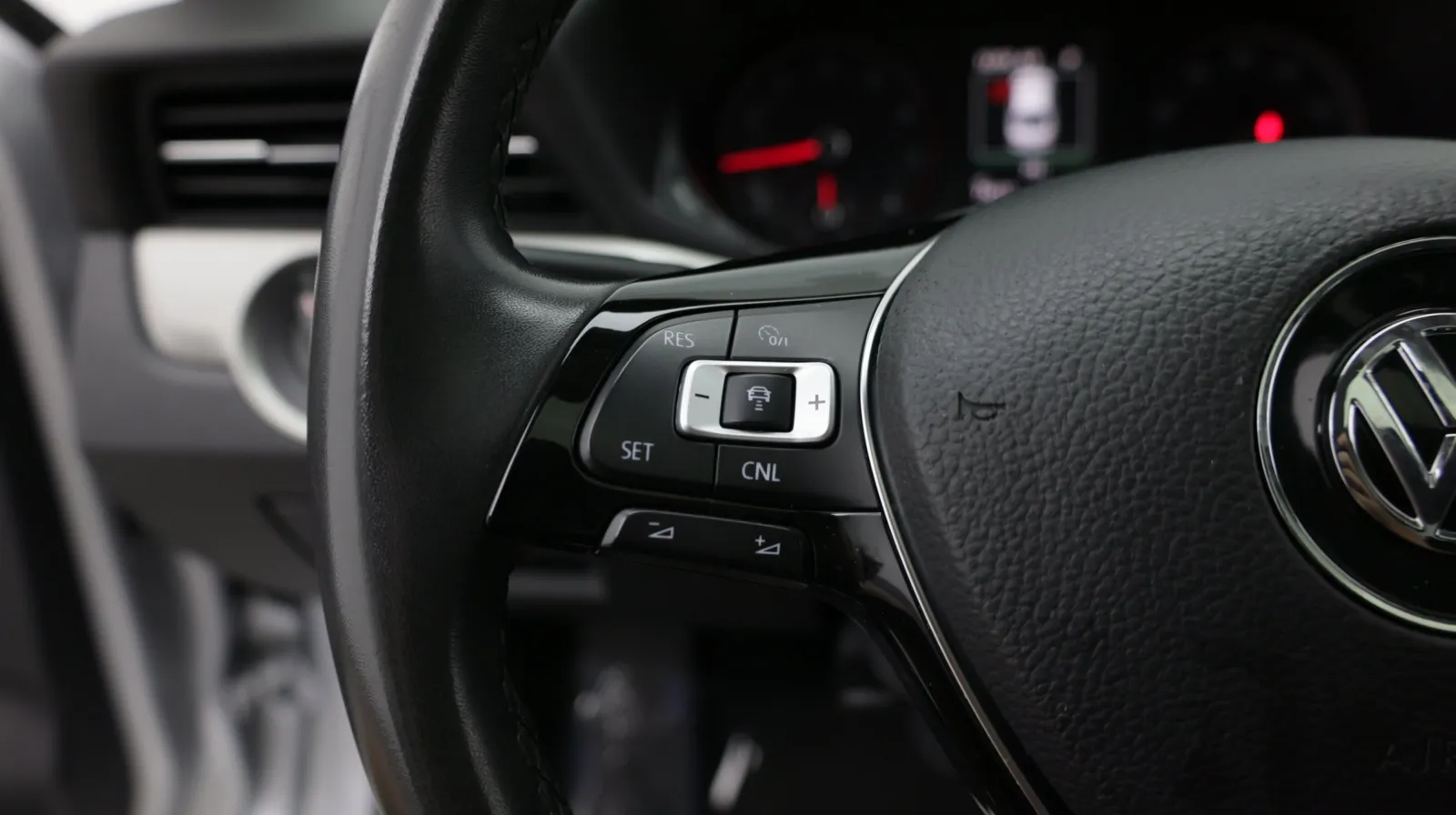 Volkswagen Passat photo 22