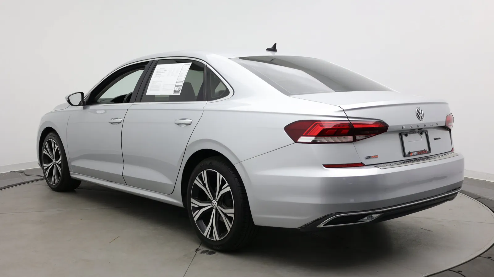Volkswagen Passat photo 6