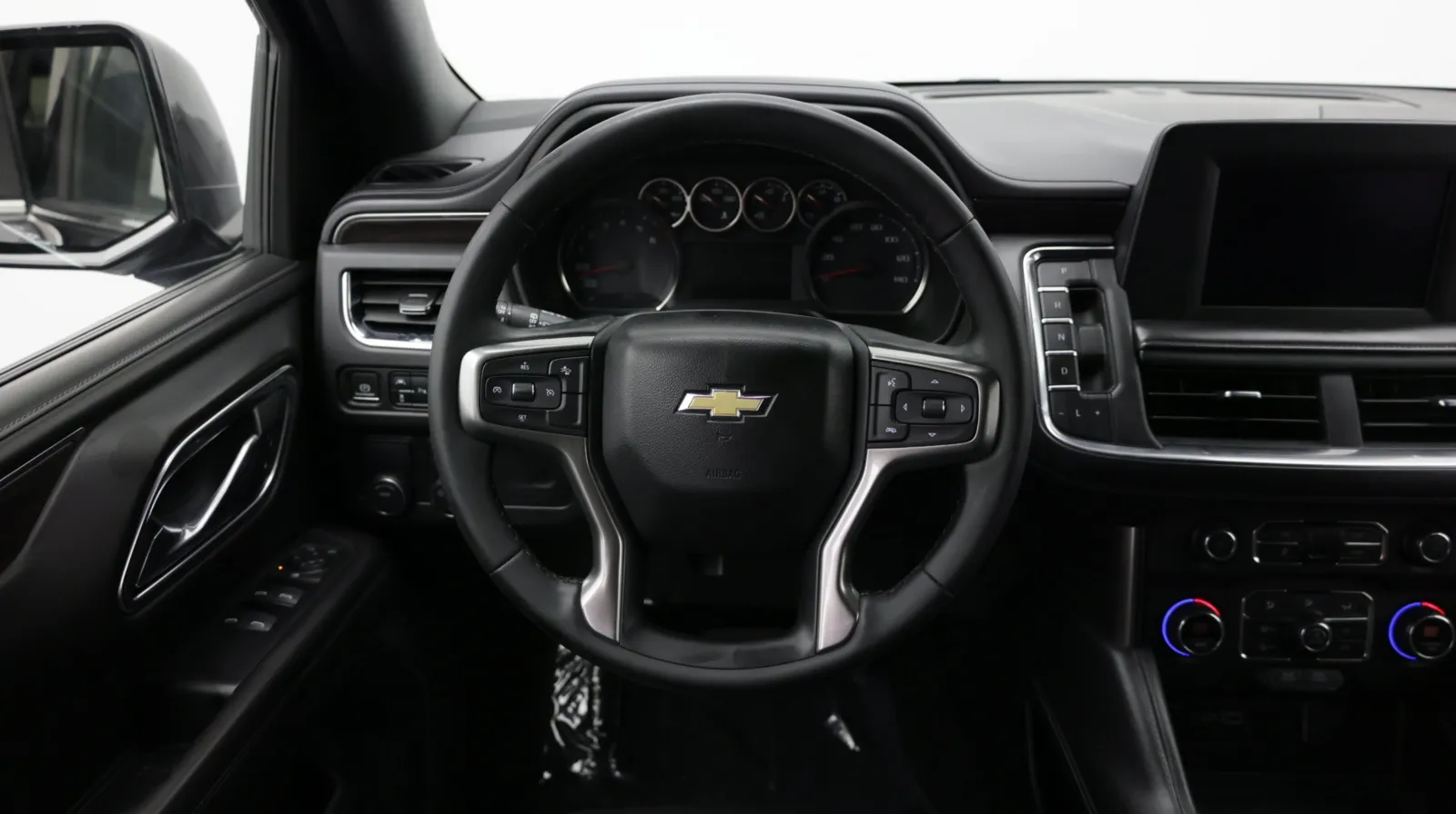 Chevrolet Suburban photo 26
