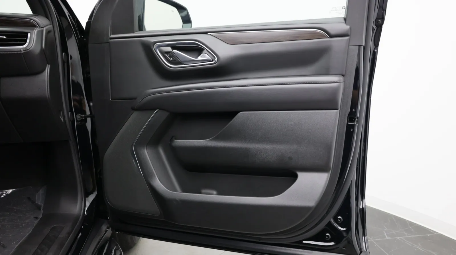Chevrolet Suburban photo 33