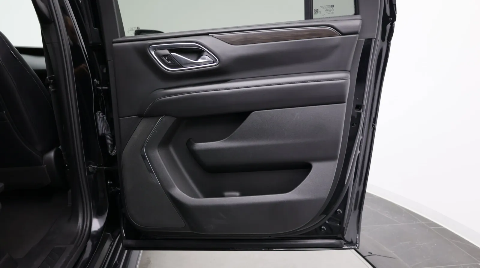 Chevrolet Suburban photo 31