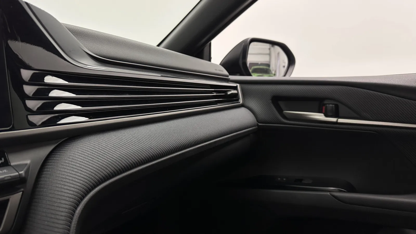 Toyota Camry photo 22
