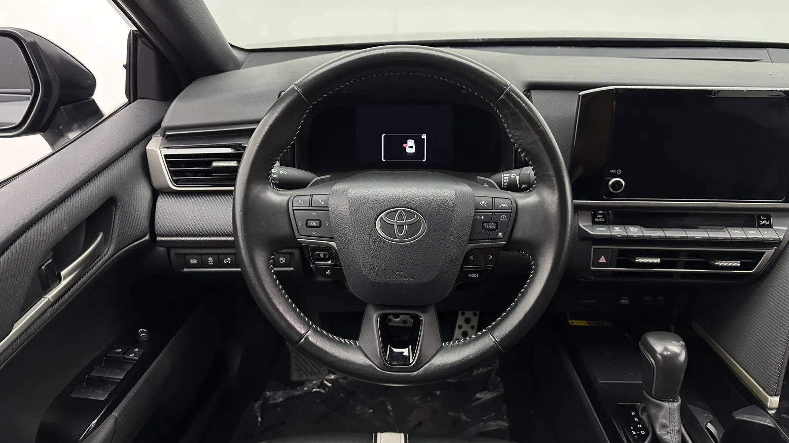 Toyota Camry photo 25