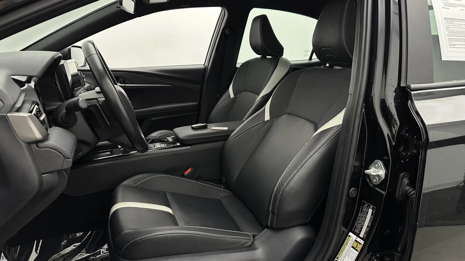 Toyota Camry photo 14