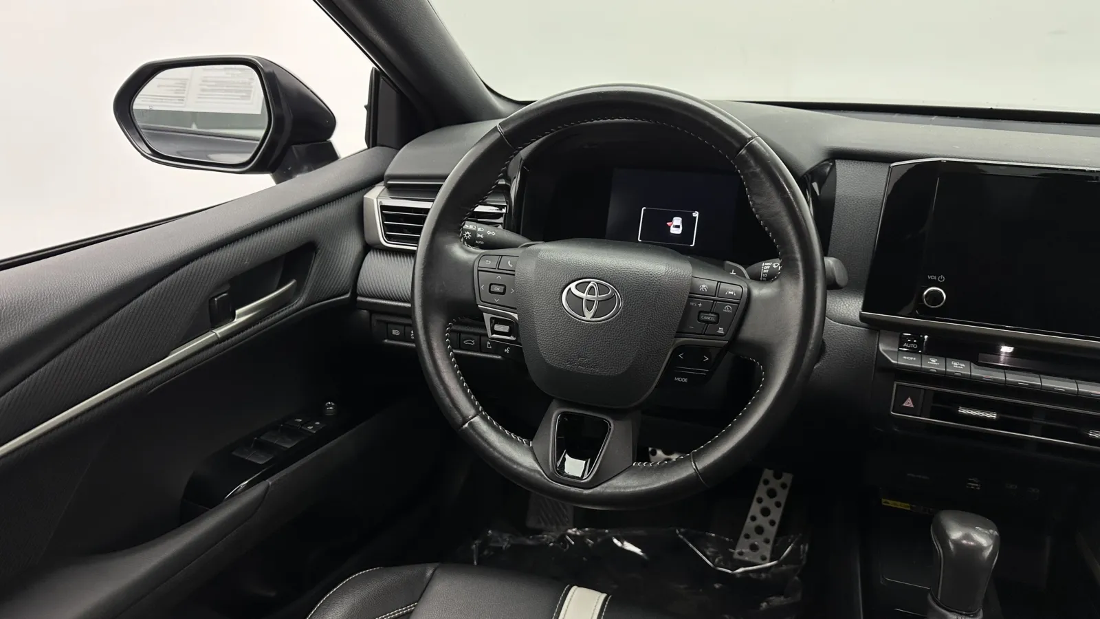 Toyota Camry photo 26