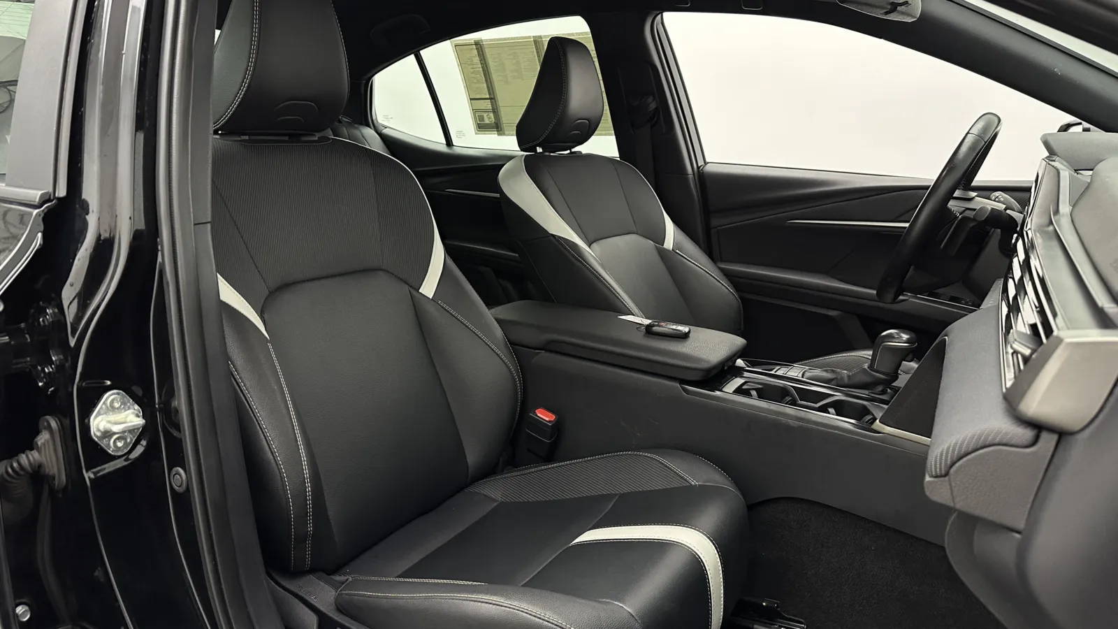 Toyota Camry photo 34