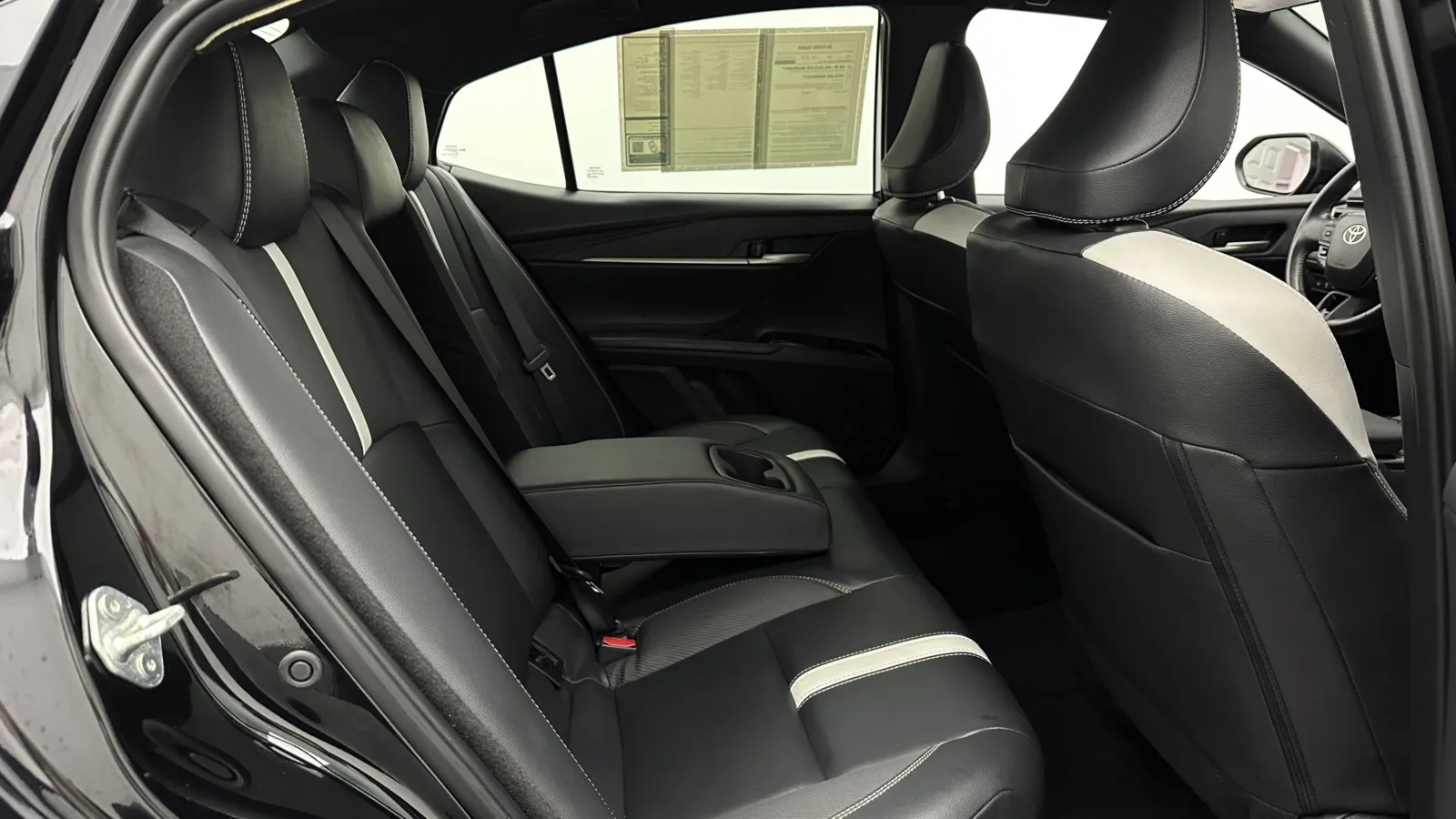 Toyota Camry photo 31