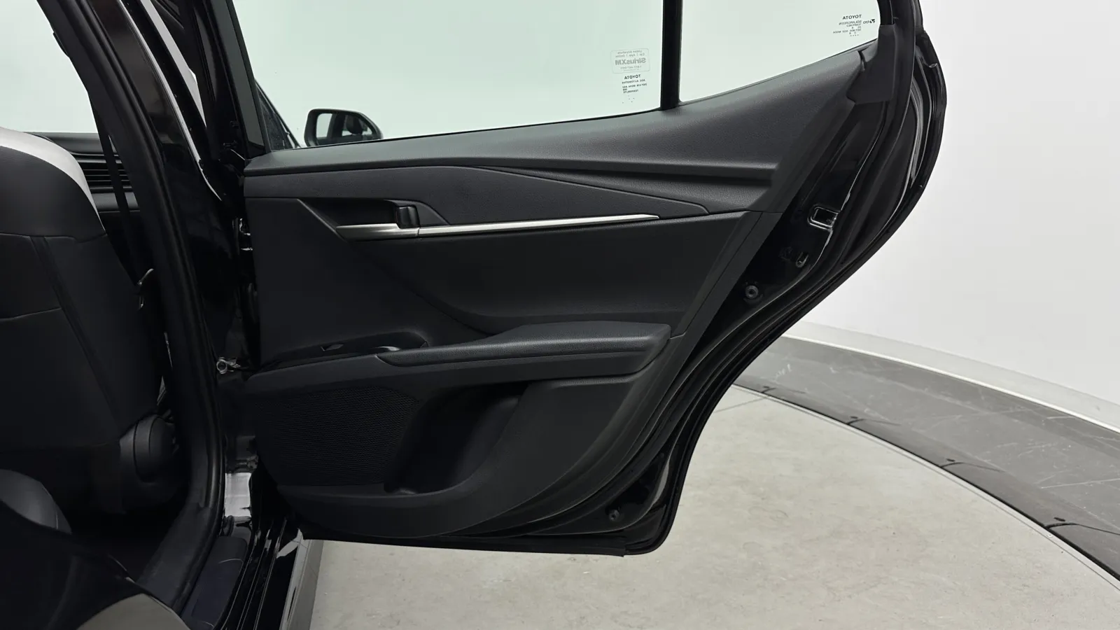Toyota Camry photo 30