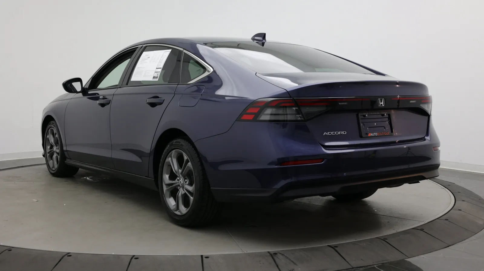 Honda Accord photo 6