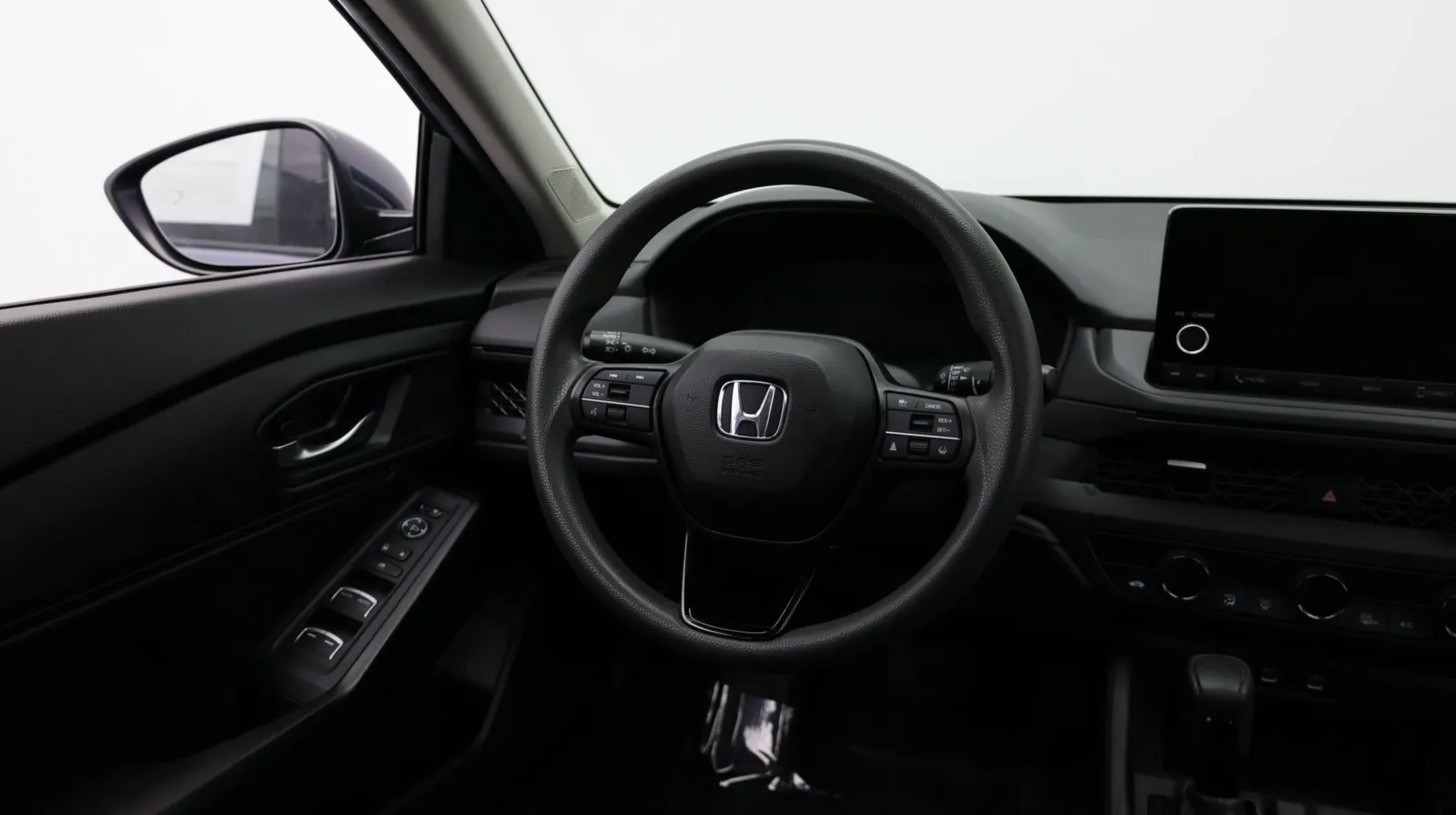 Honda Accord photo 27