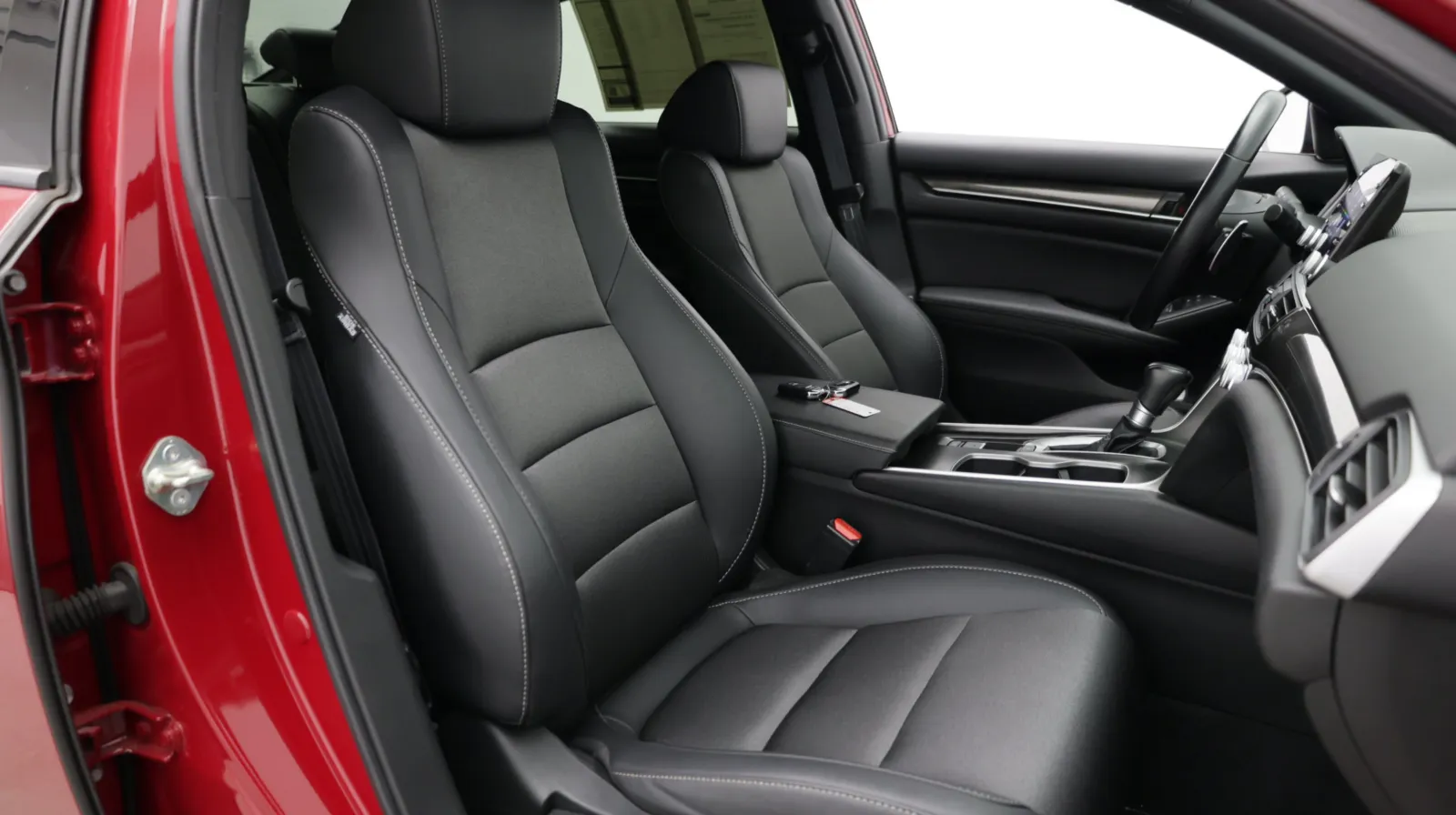Honda Accord photo 33